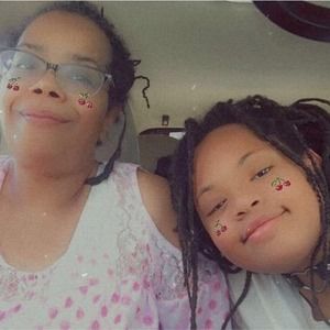 Meet your Posher, Alitash